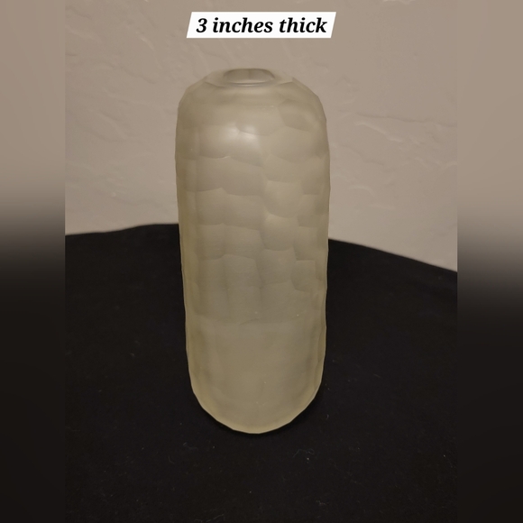 Hammered Frosted Glass Vase - Picture 6 of 6